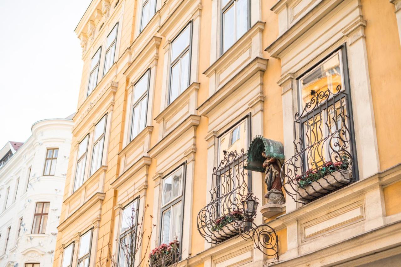 Luxury Suites Mariahilf Виена Екстериор снимка