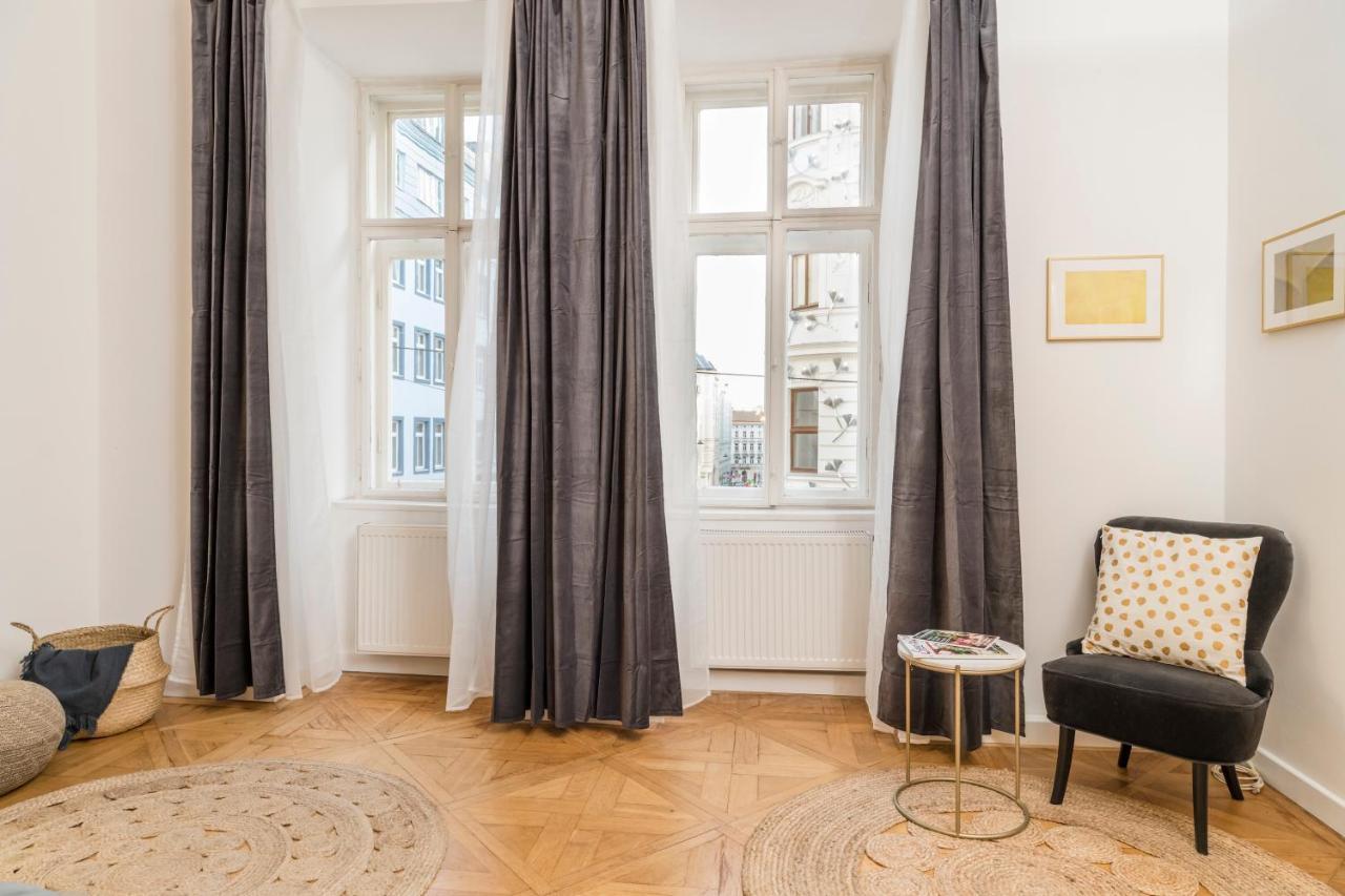 Luxury Suites Mariahilf Виена Екстериор снимка