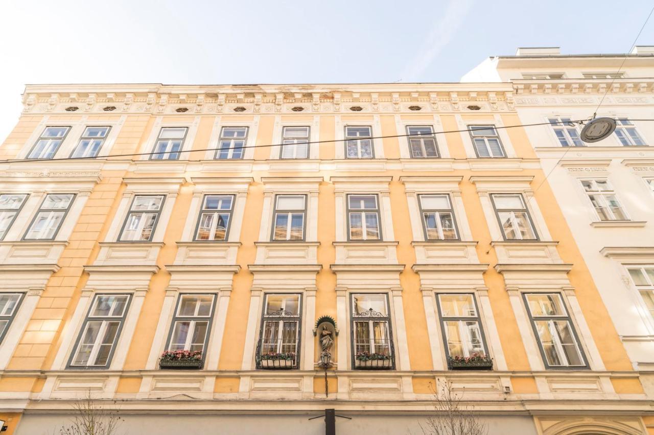 Luxury Suites Mariahilf Виена Екстериор снимка