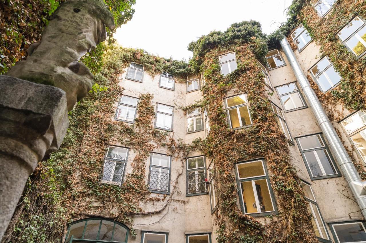 Luxury Suites Mariahilf Виена Екстериор снимка